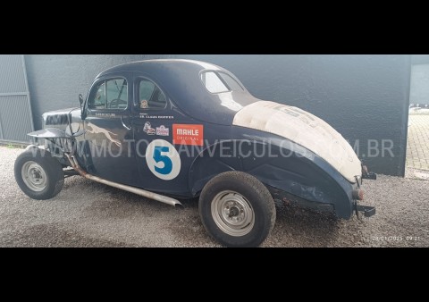 Ford Coup&ecirc; Carreteira